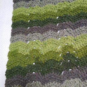 Crocheted throw blanket - Green and gray